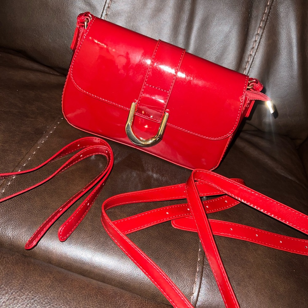 Brand New Red Handbag Shoulder bag